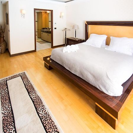 El Paradisio Splendid 5 Stars Villa Atypical In Antibes With Overflowing Swiming Pool المظهر الخارجي الصورة