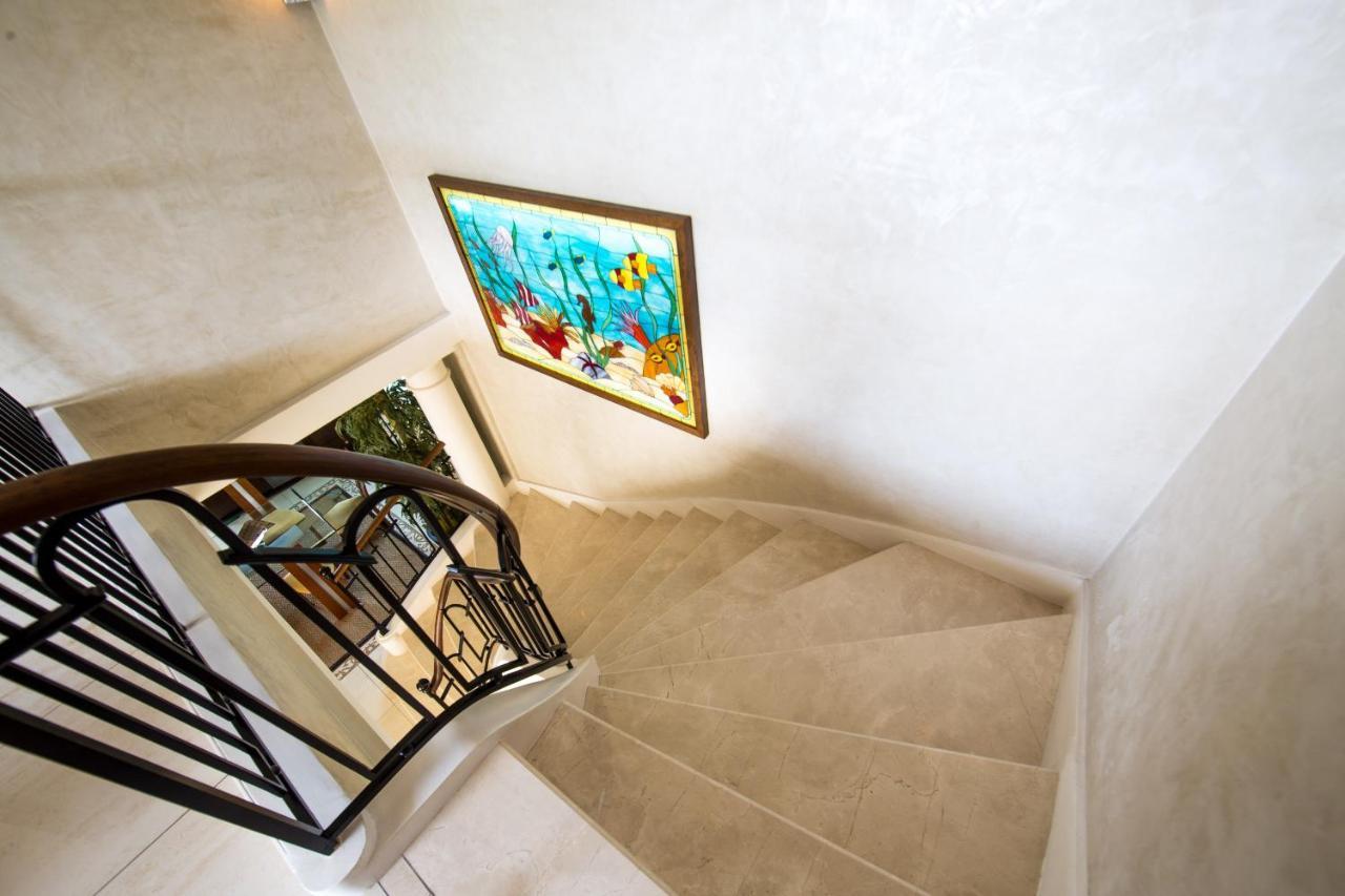 El Paradisio Splendid 5 Stars Villa Atypical In Antibes With Overflowing Swiming Pool المظهر الخارجي الصورة